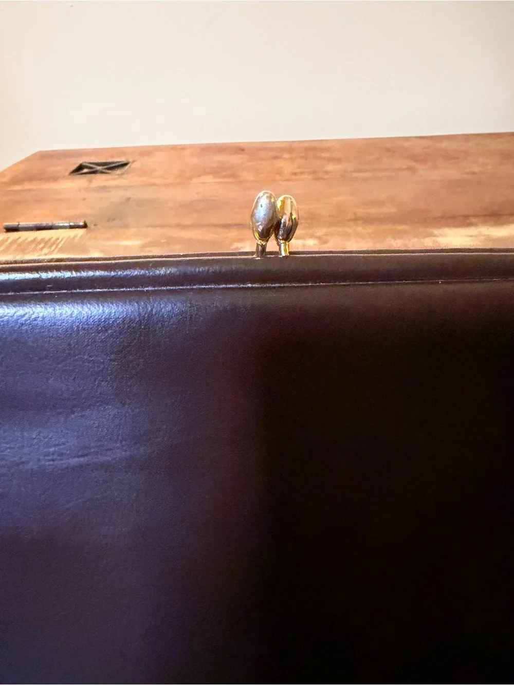 Vintage Classic Deep Burgundy Brown Leather women's Clutch Purse
